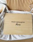Holz-Laptop mit Magnet-Tafel personalisiert