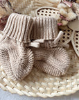 Babydecke, Babyschuhe, Beissring & Nuggikette Beige personalisiert