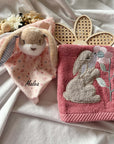 Set regalo con peluche a forma di coniglio e asciugamano personalizzato di Sterntaler