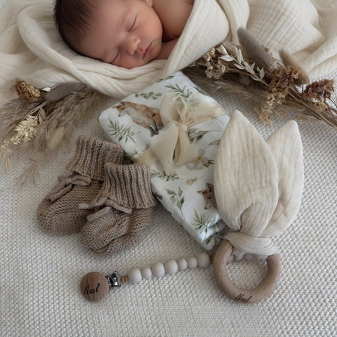 Babydecke, Babyschuhe, Nuggikette & Beissring Waldliebe personalisiert
