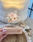 Luce notturna colorata personalizzata con fiori secchi