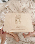 Erinnerungskiste personalisiert Hase mit Schleife