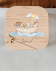 Farbiger Kinderhocker personalisiert Arche Noah