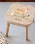 Farbiger Kinderhocker personalisiert Bambi