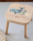 Sgabello colorato per bambini personalizzato con balena