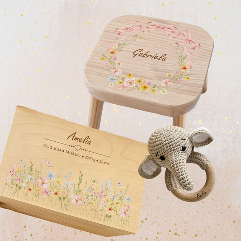 Erinnerungskiste, Kinderhocker & Babyrassel Blumen Set bunt
