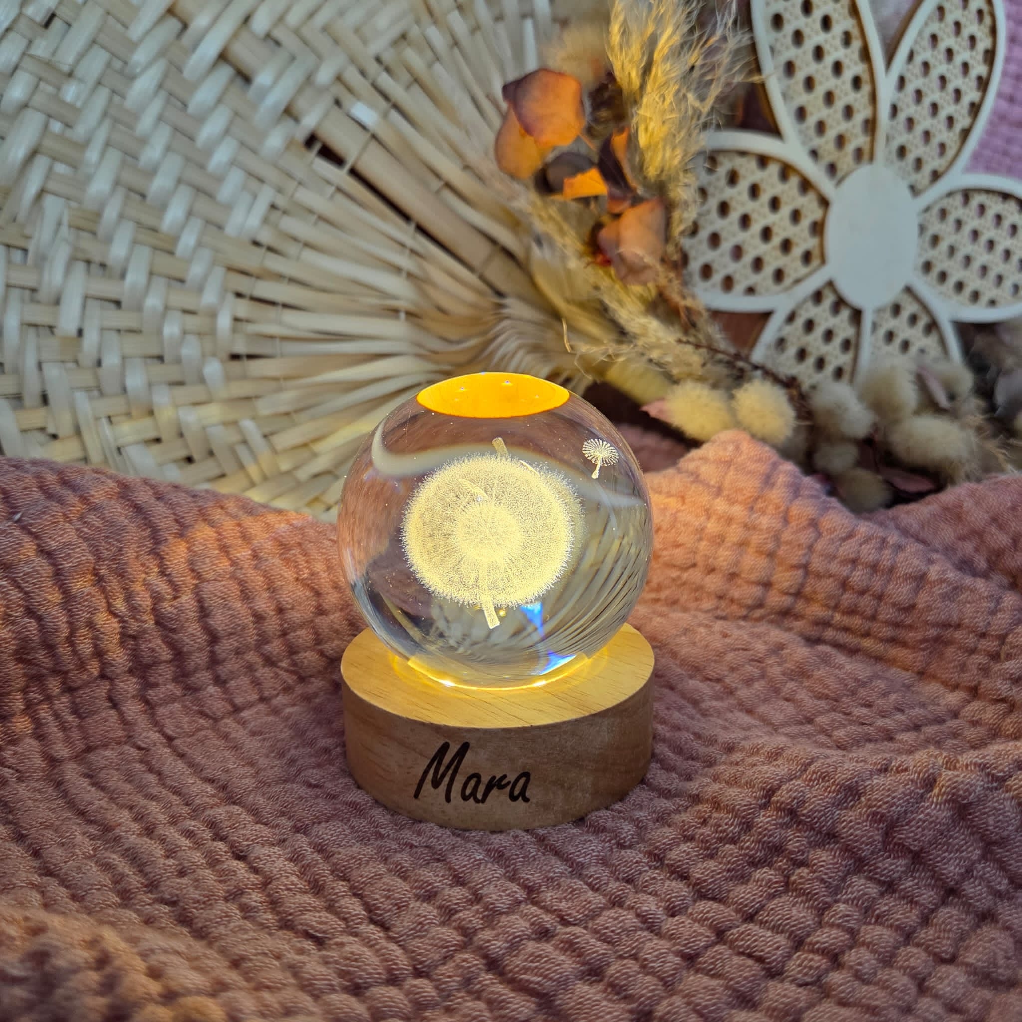 Mini veilleuse avec boule de cristal en 3D personnalisée « Pissenlit »