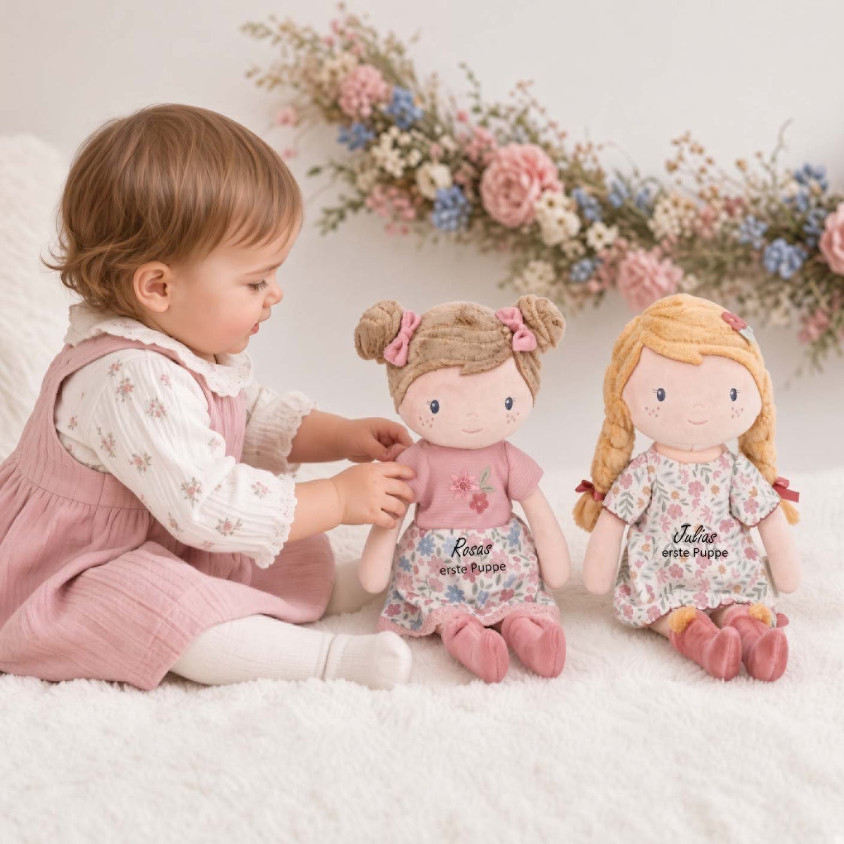 Stoffpuppe Julia oder Rosa personalisiert von Little Dutch
