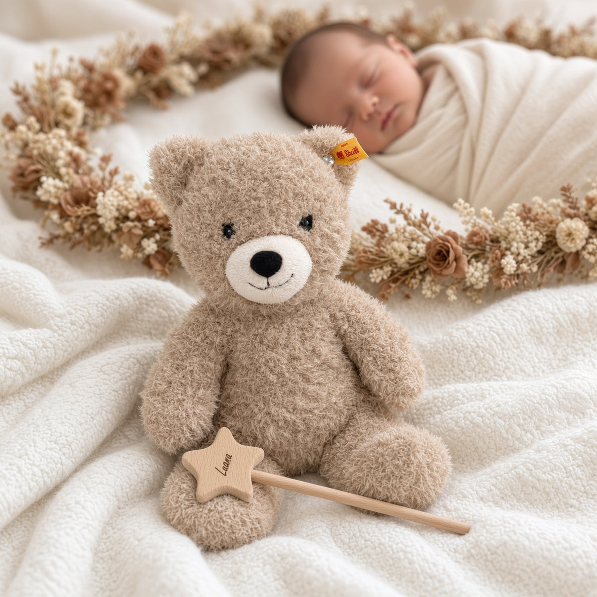 Kuscheltier mit Nachtlicht von Steiff inkl. personalisierten Zauberstab und Löffel