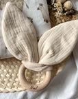 Babydecke, Babyschuhe, Beissring & Nuggikette Beige personalisiert