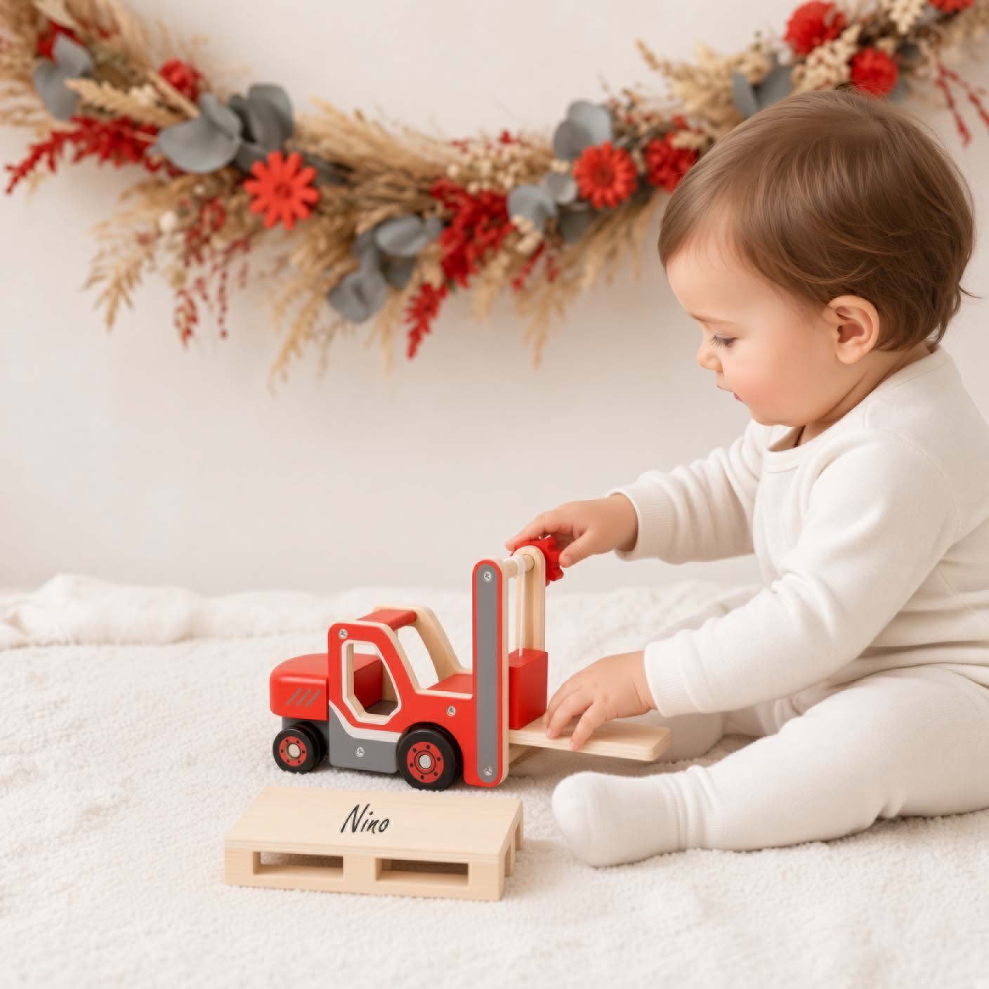 Gabelstapler oder Bagger von small foot personalisiert