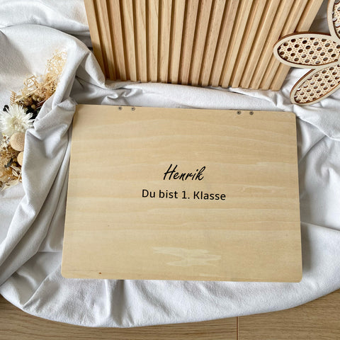 Holz-Laptop mit Magnet-Tafel personalisiert