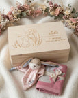 Geschenkset Erinnerungskiste, Schmusetuch und Handtuch Hase personalisiert