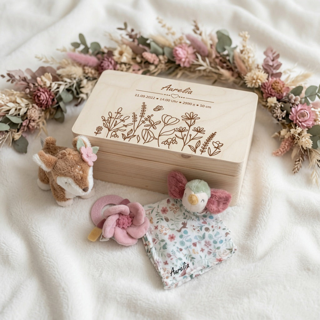 Geschenkset Blumen Reh personalisiert - Erinnerungskiste, Schmusetuch, Rassel &amp; Kuscheltier