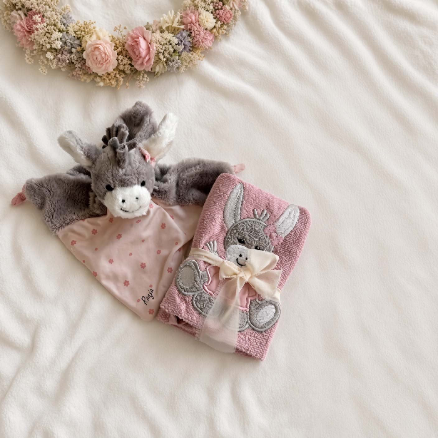 Geschenkset Erinnerungskiste, Schmusetuch und Handtuch Esel personalisiert