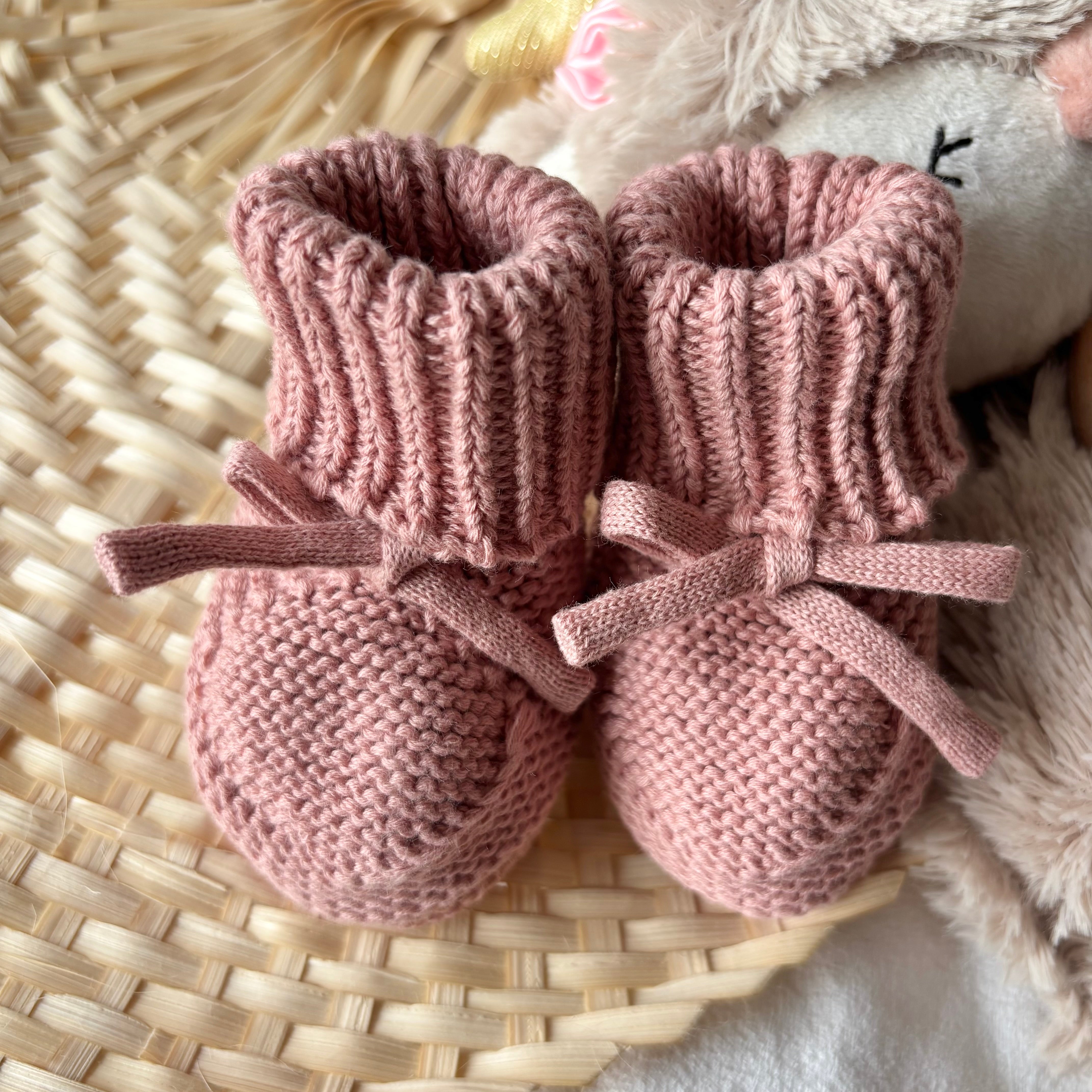 Spieluhr, Schmusetuch, Babyschuhe &amp; Nuggikette Reh Ella personalisiert