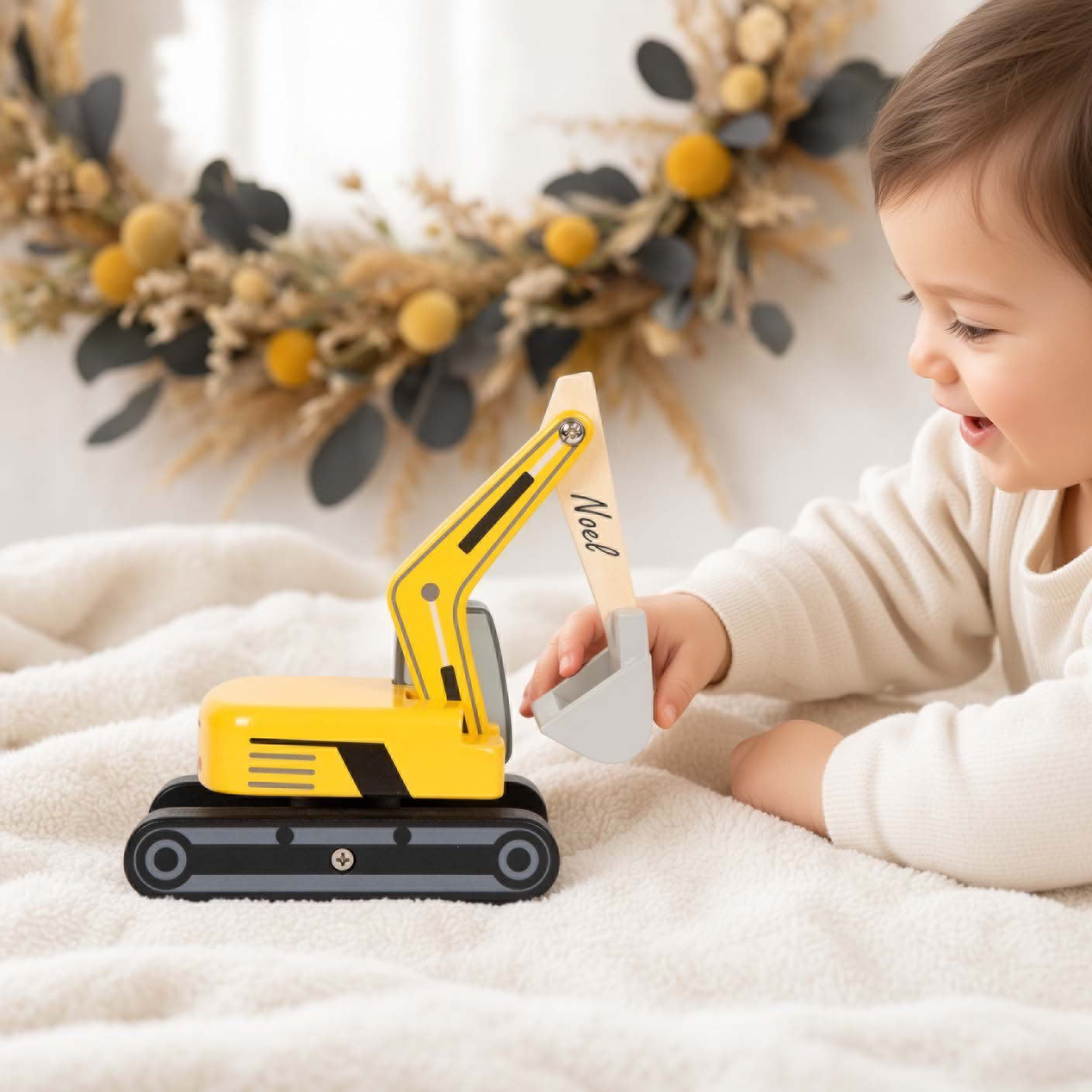 Gabelstapler oder Bagger von small foot personalisiert