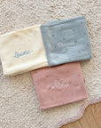 Babydecke personalisiert Strickdecke mit Muster rosa, blau, beige