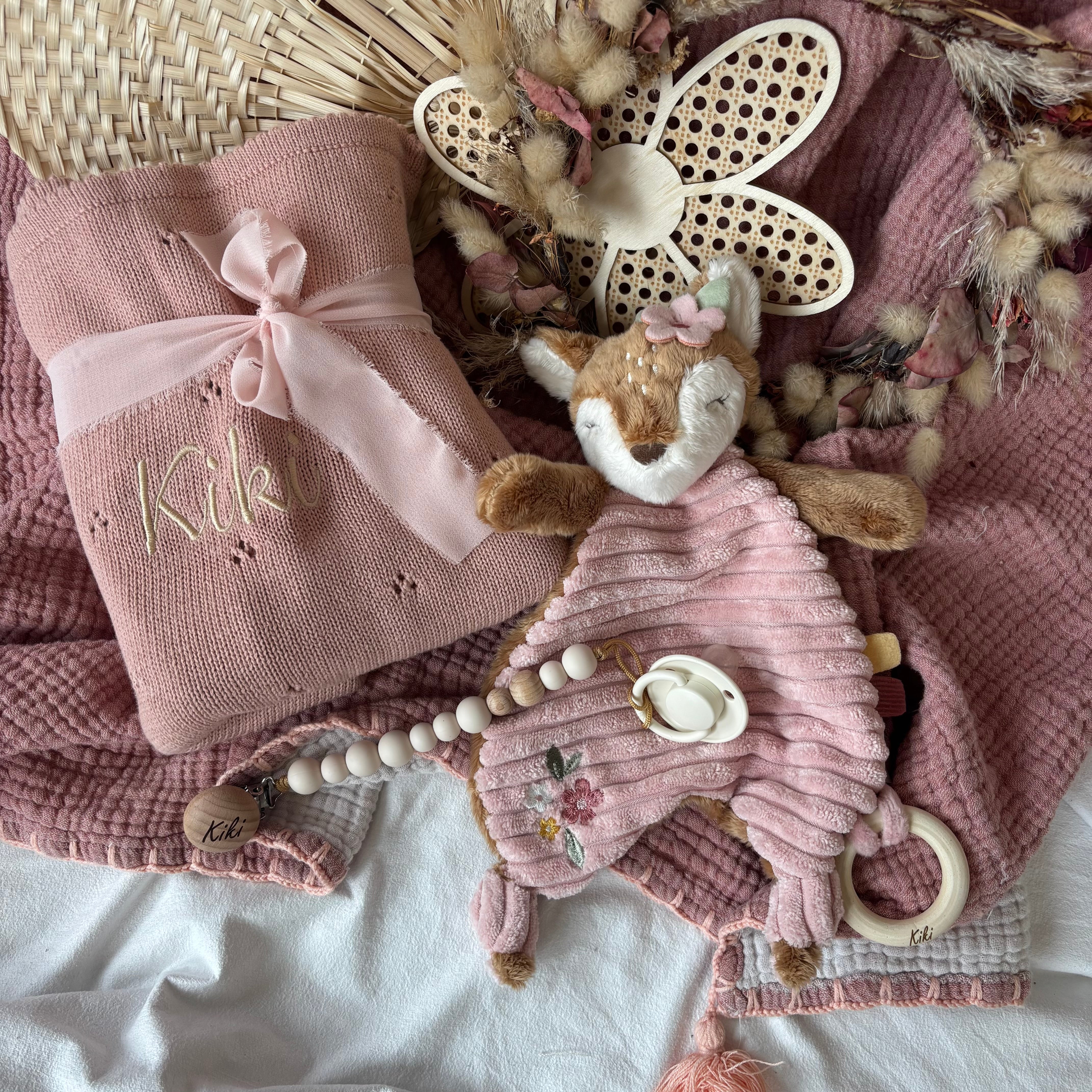 Babydecke, Schmusetuch &amp; Nuggikette Reh rosa personalisiert