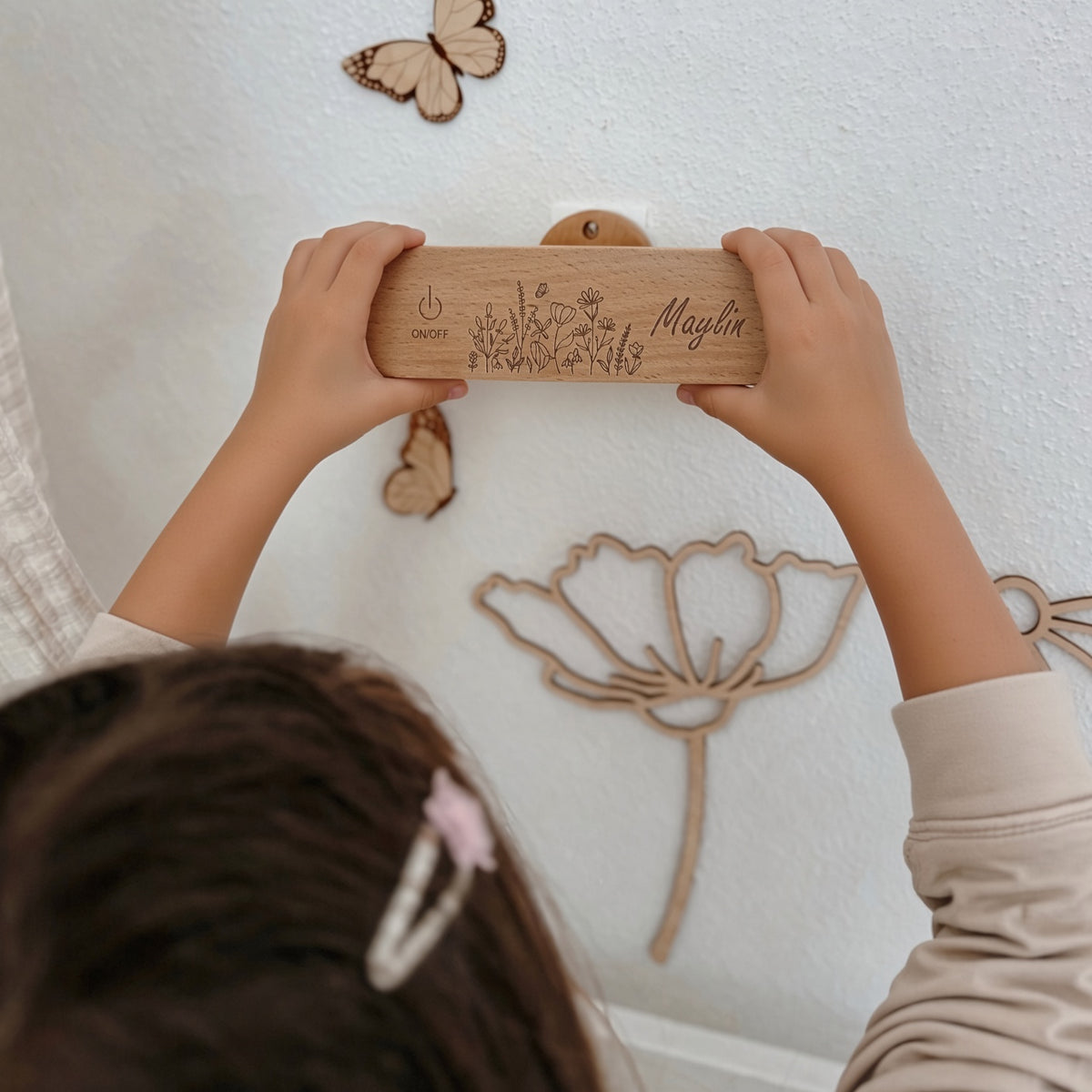 Wandlicht Blumenwiese graviert personalisiert