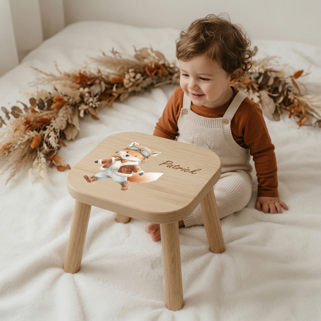 Farbiger Kinderhocker personalisiert Abenteurer