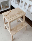 Tabouret personnalisé pour un baptême avec gravure « L'arche de Noé »
