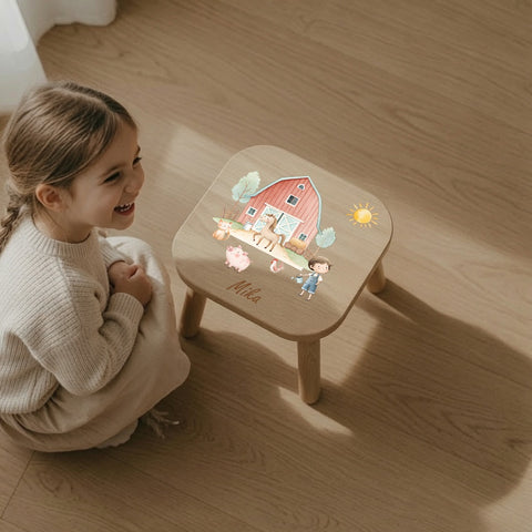 Farbiger Kinderhocker personalisiert Bauernhof