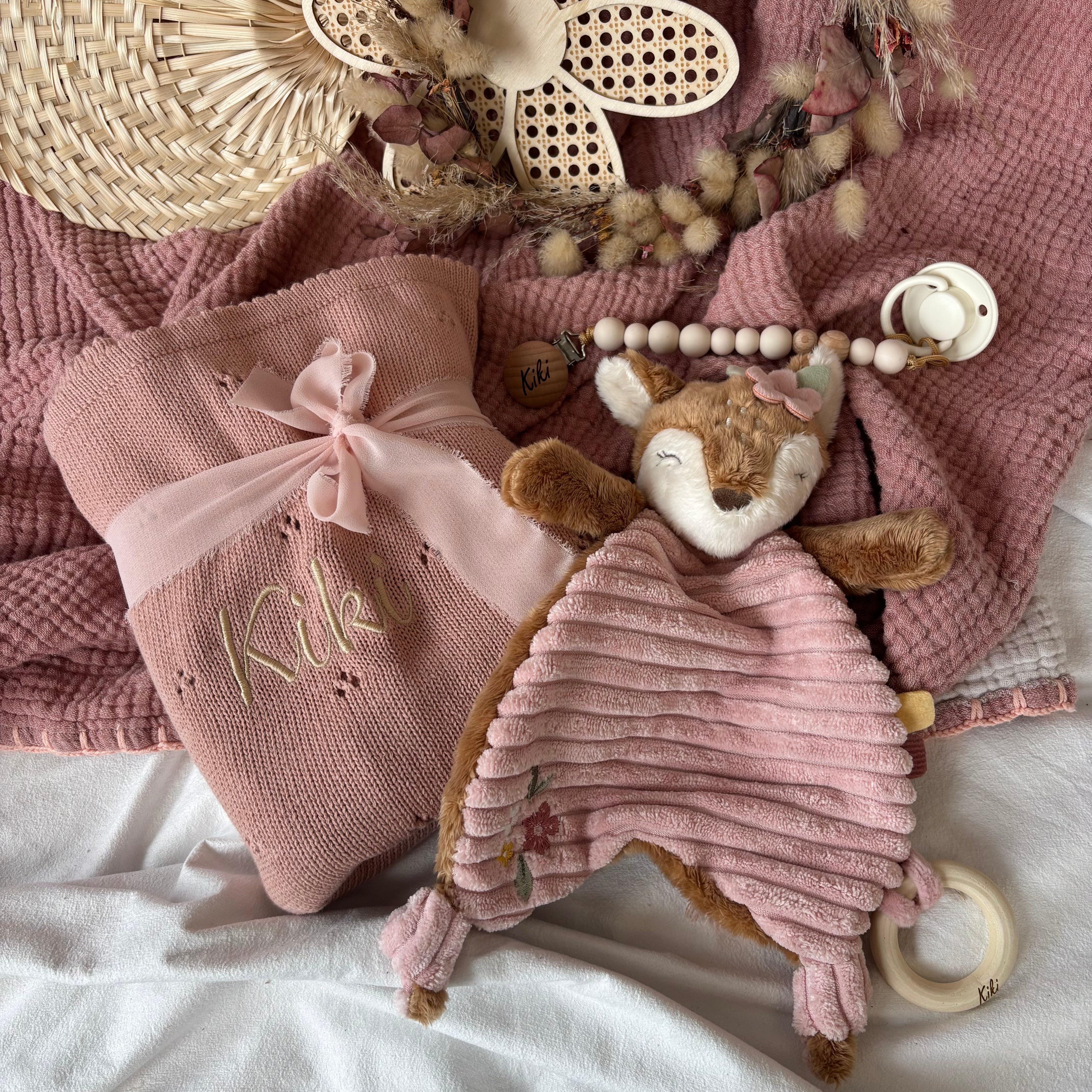 Babydecke, Schmusetuch &amp; Nuggikette Reh rosa personalisiert