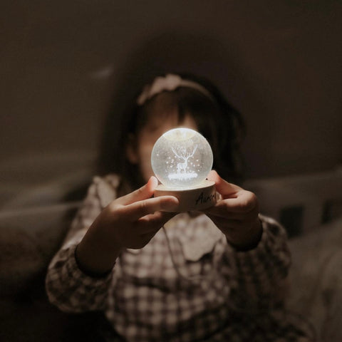 Nachtlicht mini mit 3D-Kristallkugel personalisiert Hirsch