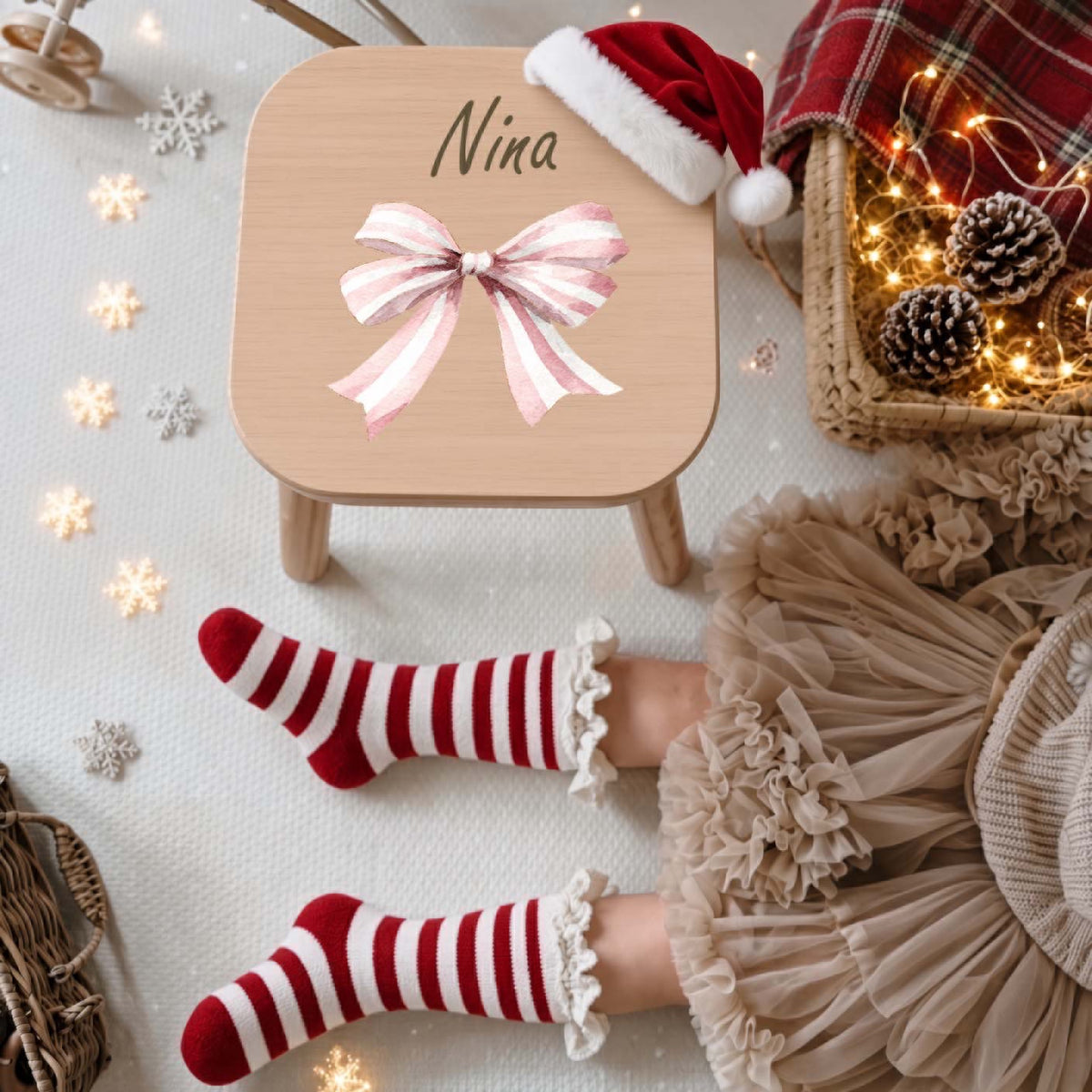 Farbiger Kinderhocker personalisiert Schleife Weihnachtskollektion