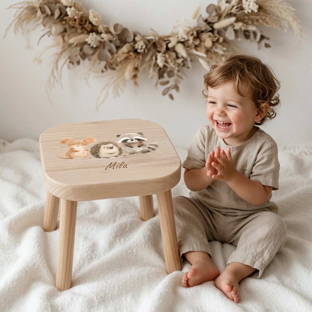Farbiger Kinderhocker personalisiert Waldtiere