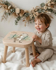 Farbiger Kinderhocker personalisiert Dino