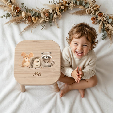 Farbiger Kinderhocker personalisiert Waldtiere