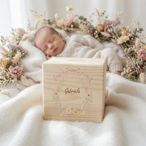 Salvadanaio personalizzato con ghirlanda di fiori colorata