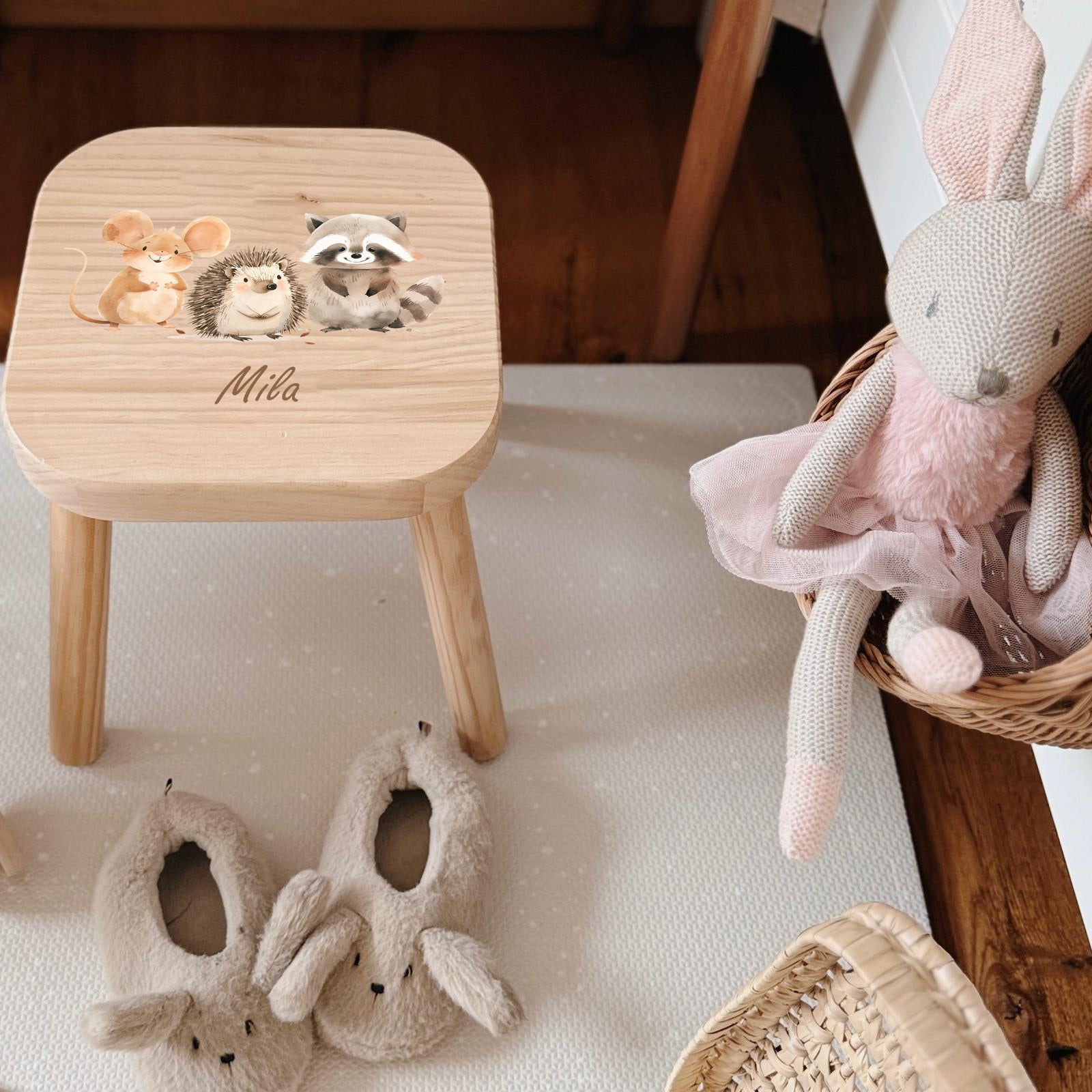 Farbiger Kinderhocker personalisiert Waldtiere