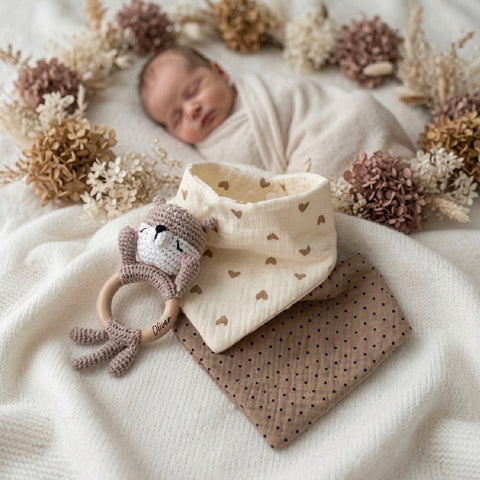 Babyrassel und Dreieckstücher Otter Oliver