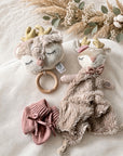 Spieluhr, Schmusetuch und Babyschuhe Reh Ella personalisiert