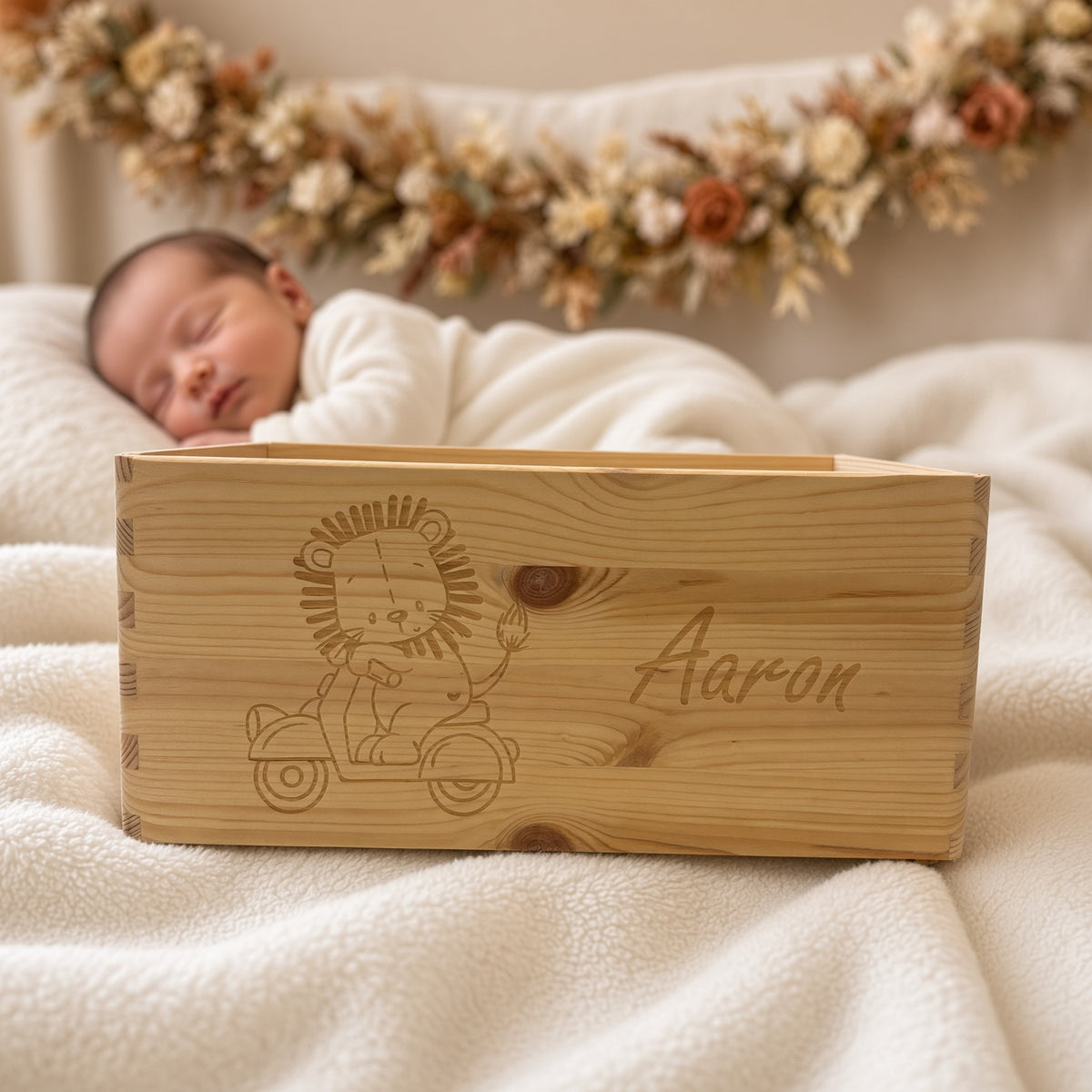 Geschenkkorb aus Holz personalisiert