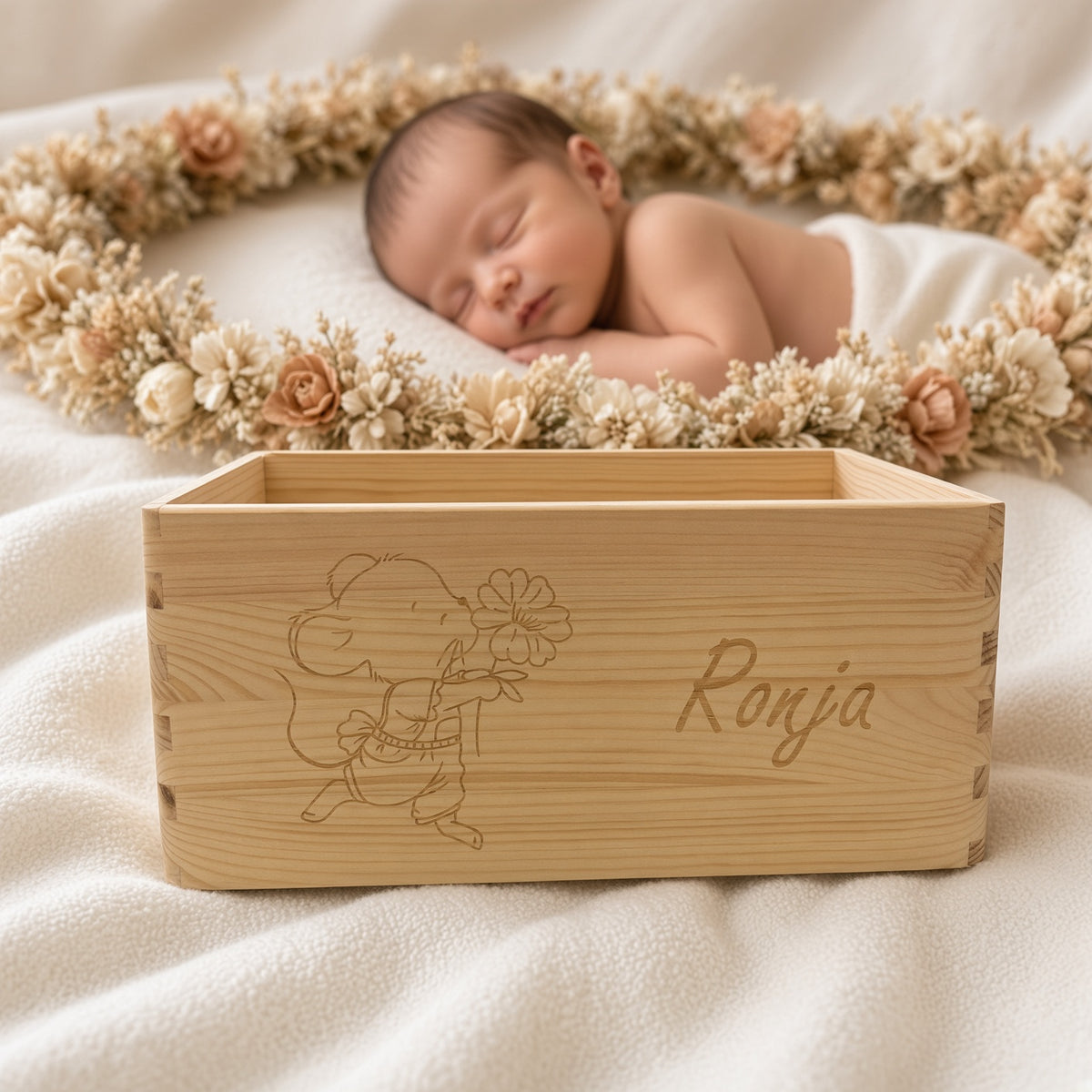 Geschenkkorb aus Holz personalisiert