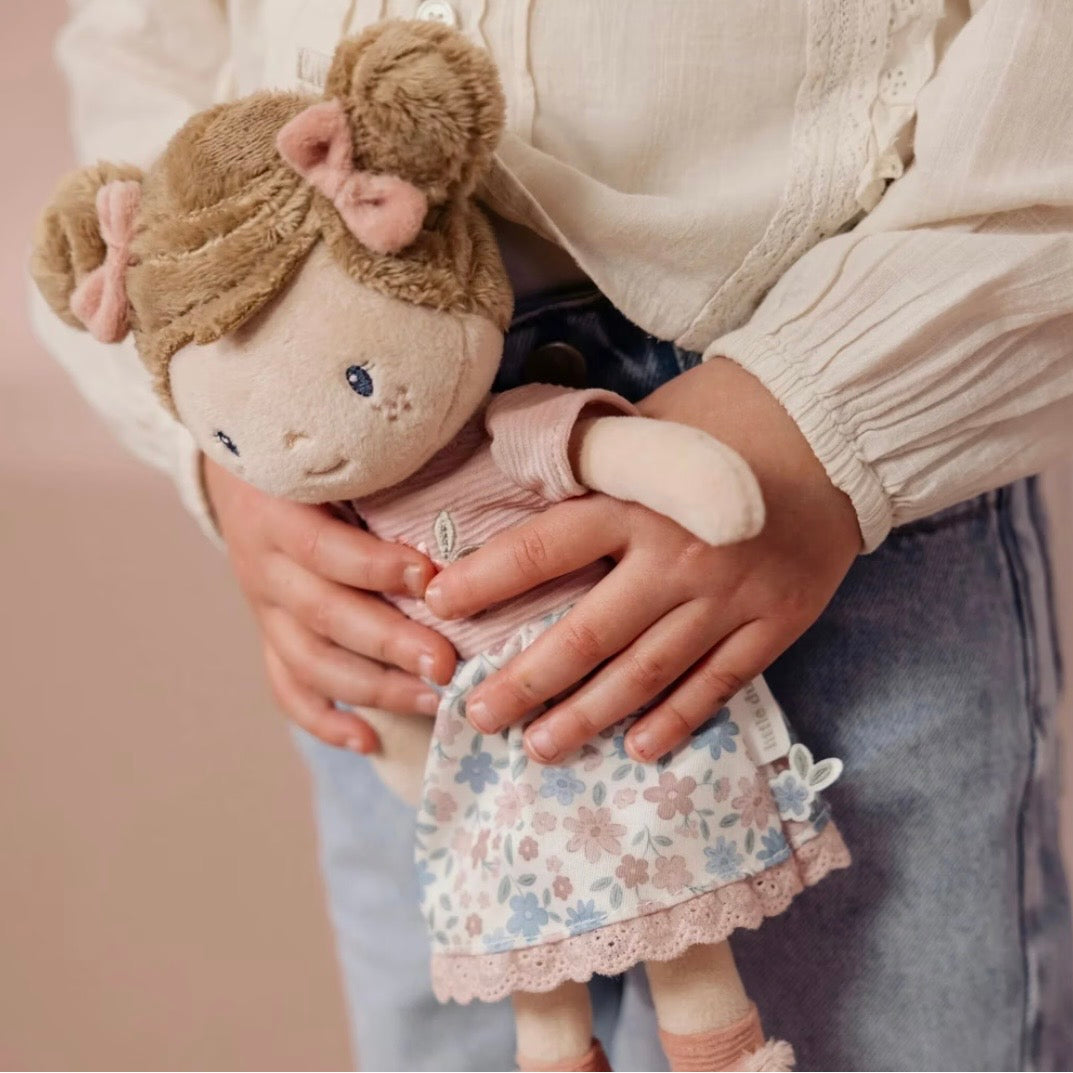 Stoffpuppe Julia oder Rosa personalisiert von Little Dutch
