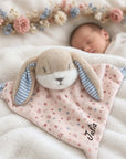 Set regalo con peluche a forma di coniglio e asciugamano personalizzato di Sterntaler