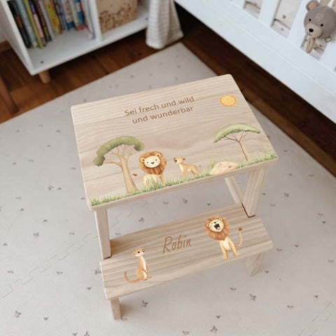 Sgabello colorato personalizzato con leone