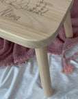 Kinderhocker personalisiert Reh liegend